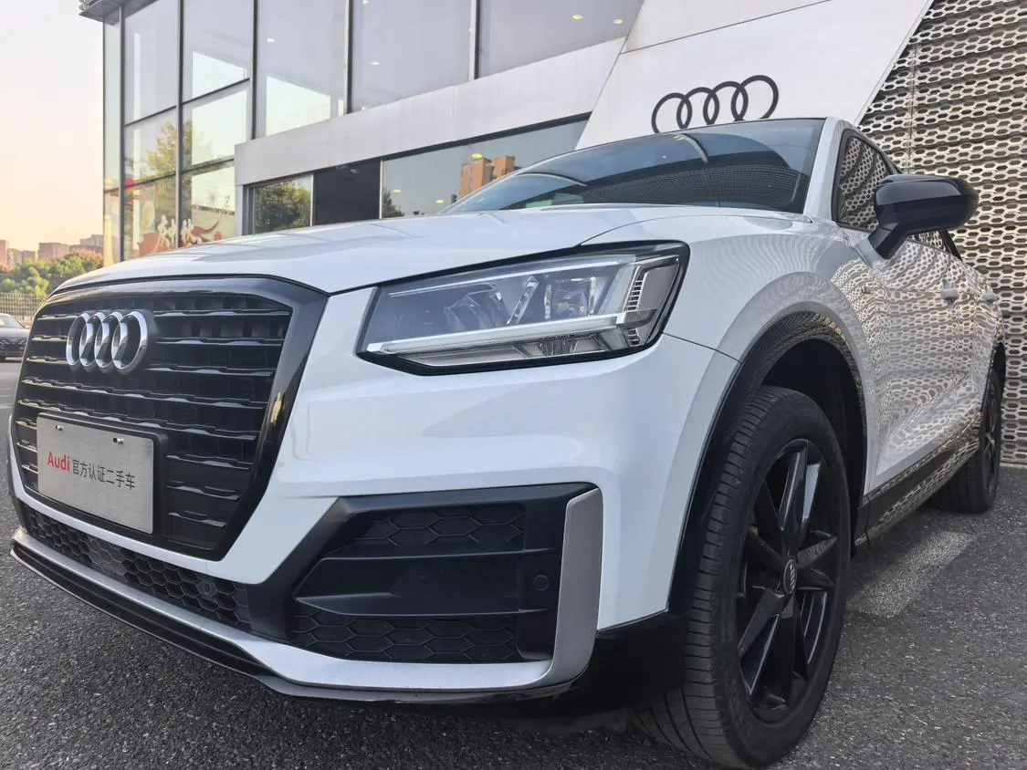 Audi Q2L 2020 35TFSI Dynamic Fashion