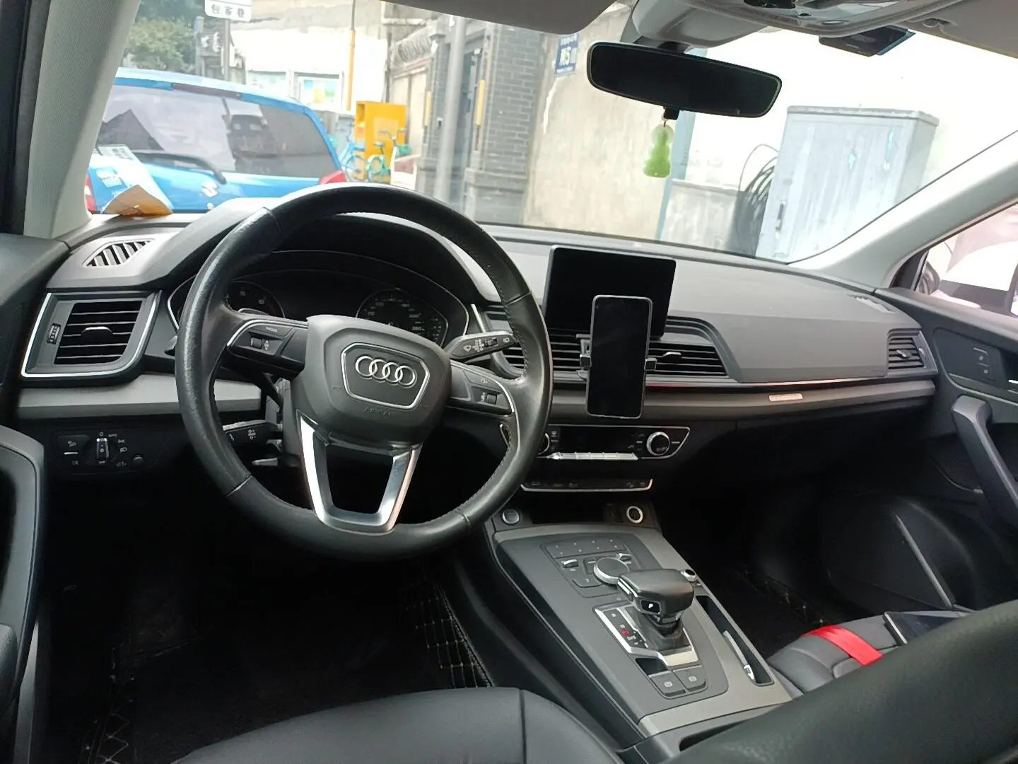 Audi Q5L 2018 40 TFSI Progressive China VI