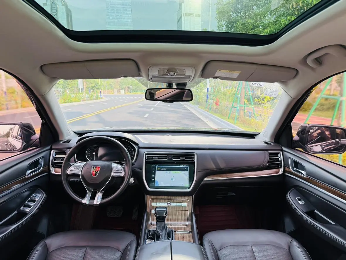 Roewe RX8 2018 30T Smart Connected 2WD Flagship