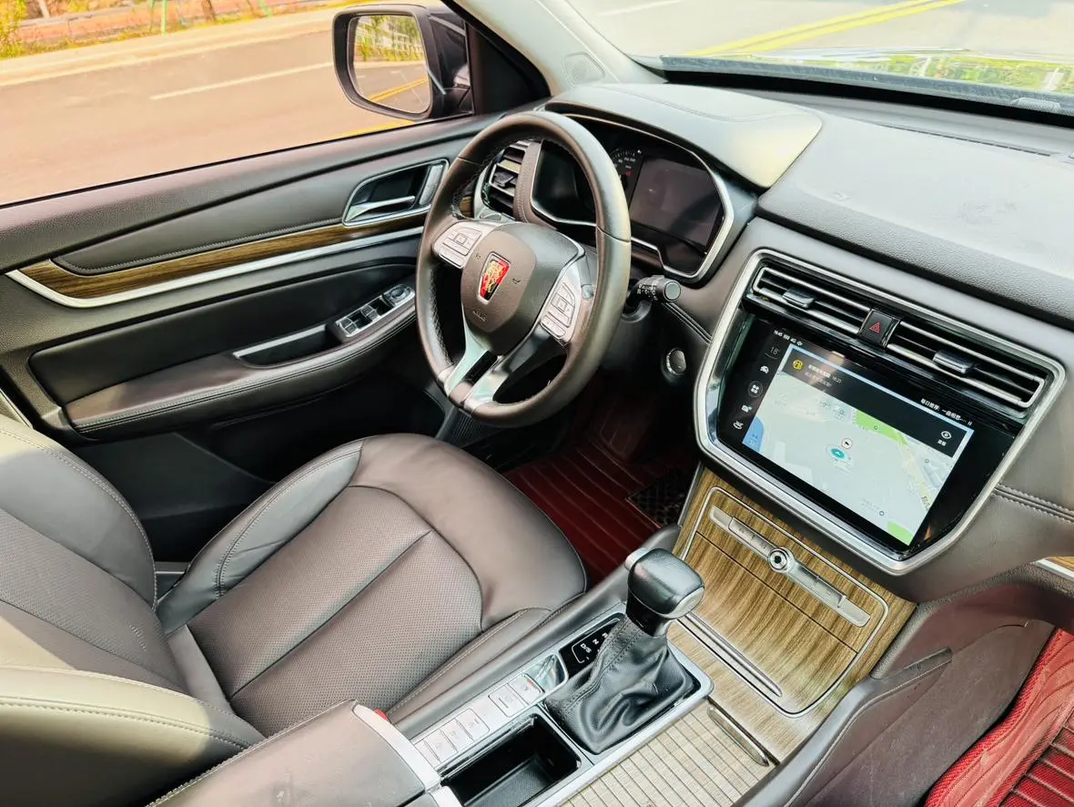 Roewe RX8 2018 30T Smart Connected 2WD Flagship