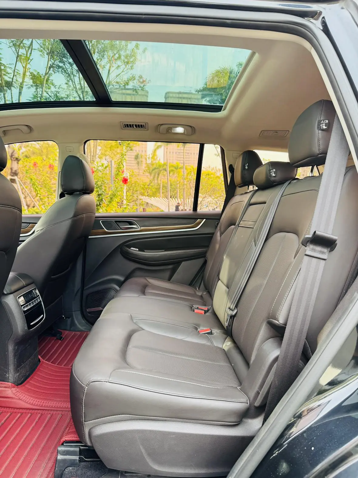 Roewe RX8 2018 30T Smart Connected 2WD Flagship