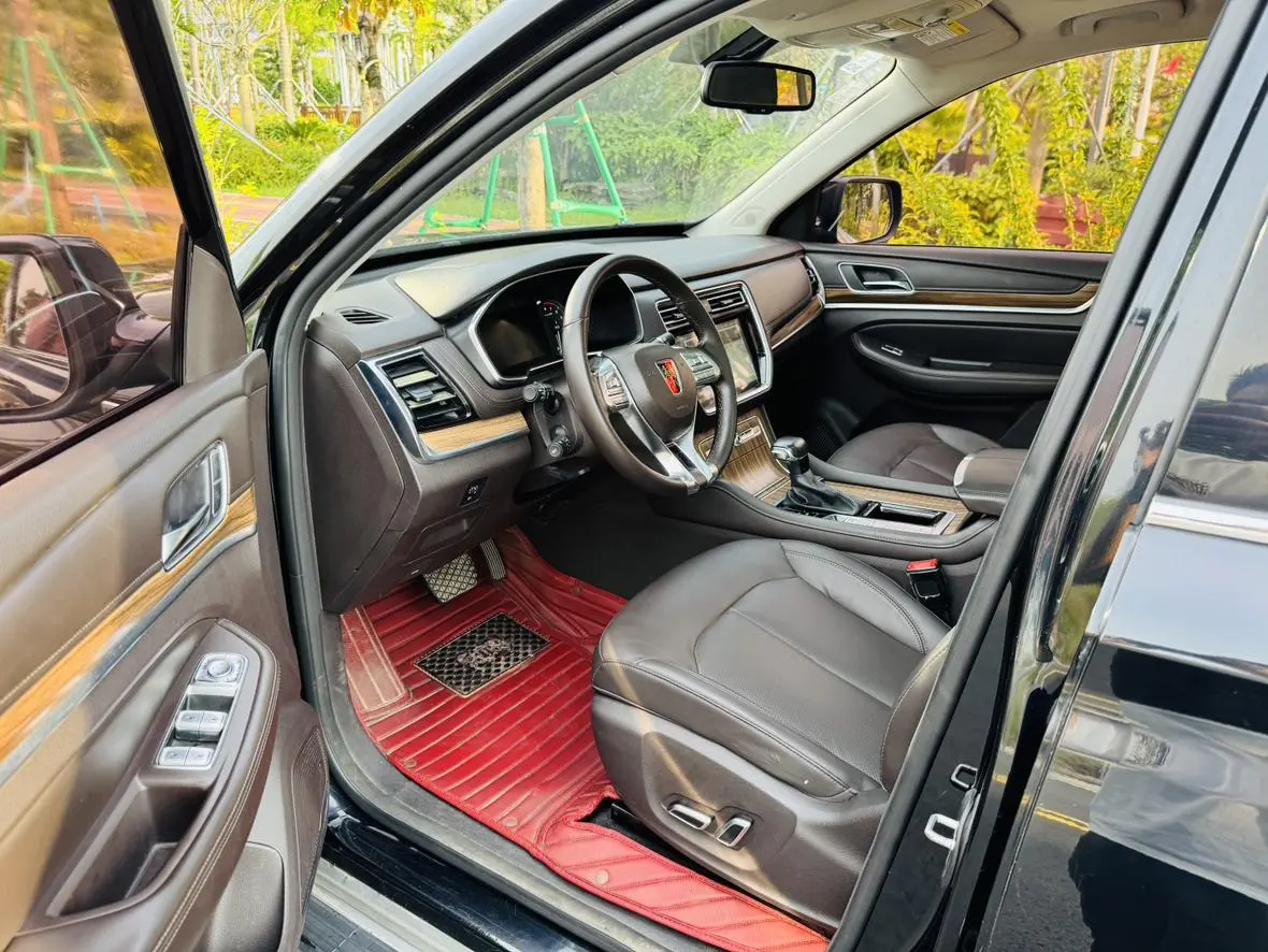 Roewe RX8 2018 30T Smart Connected 2WD Flagship