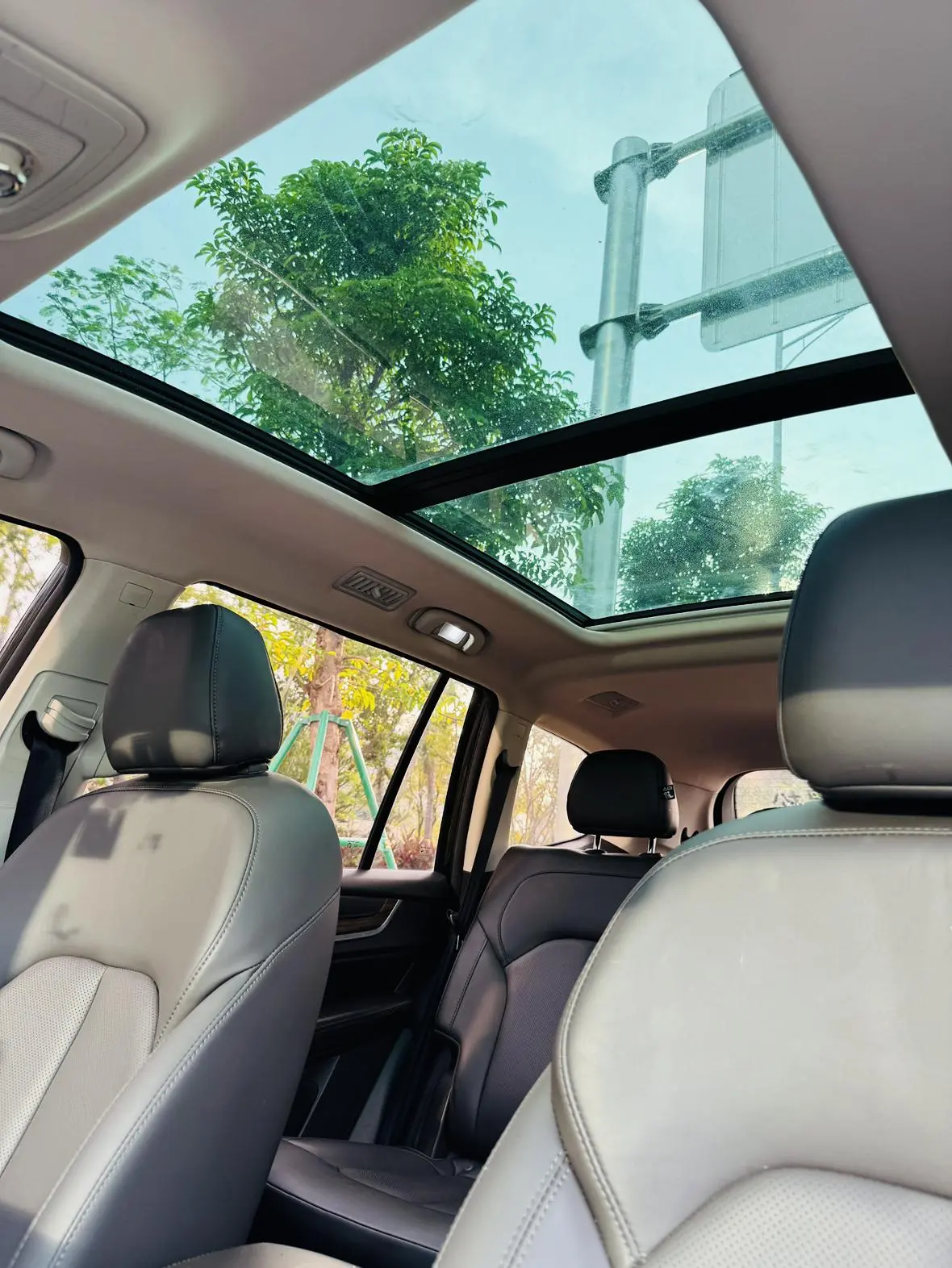 Roewe RX8 2018 30T Smart Connected 2WD Flagship