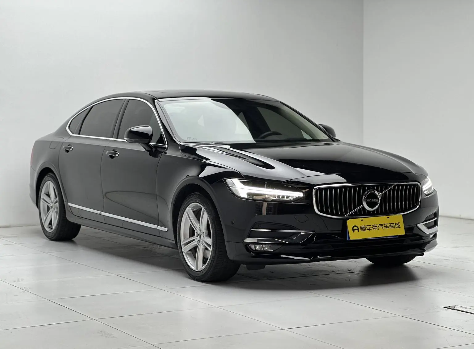 Volvo S90 2019 T5 Vision