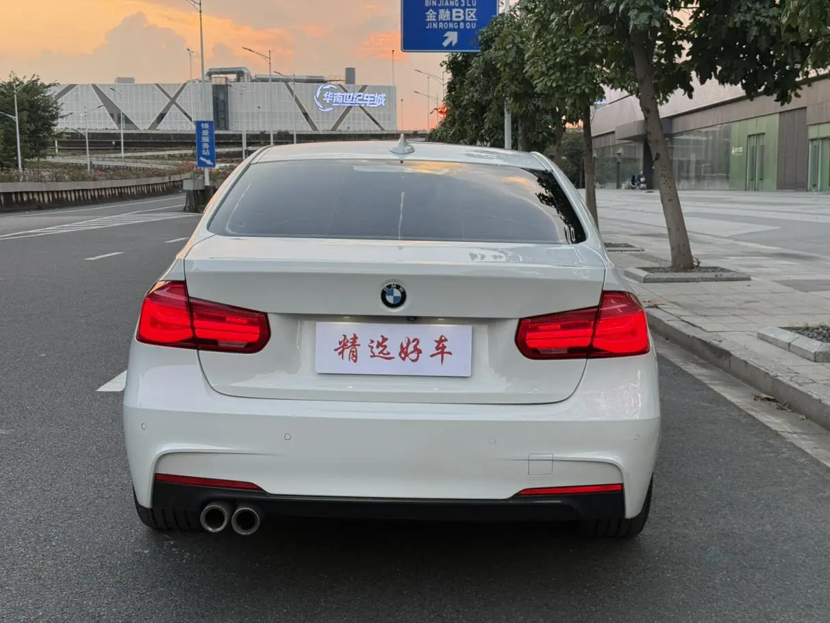 BMW 3 Series 2018 320Li Leading M Sport Package