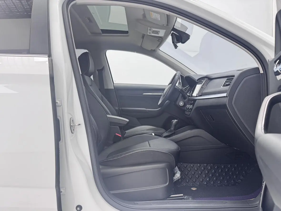 Skoda 2023 Facelift 1.5L Auto