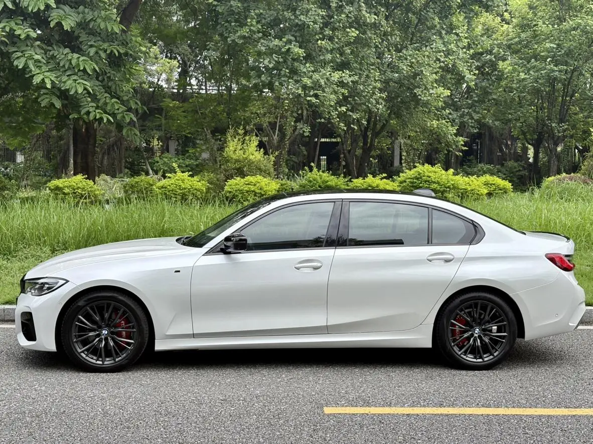 BMW 3 Series 2020 325Li M Sport Shadow Night Package