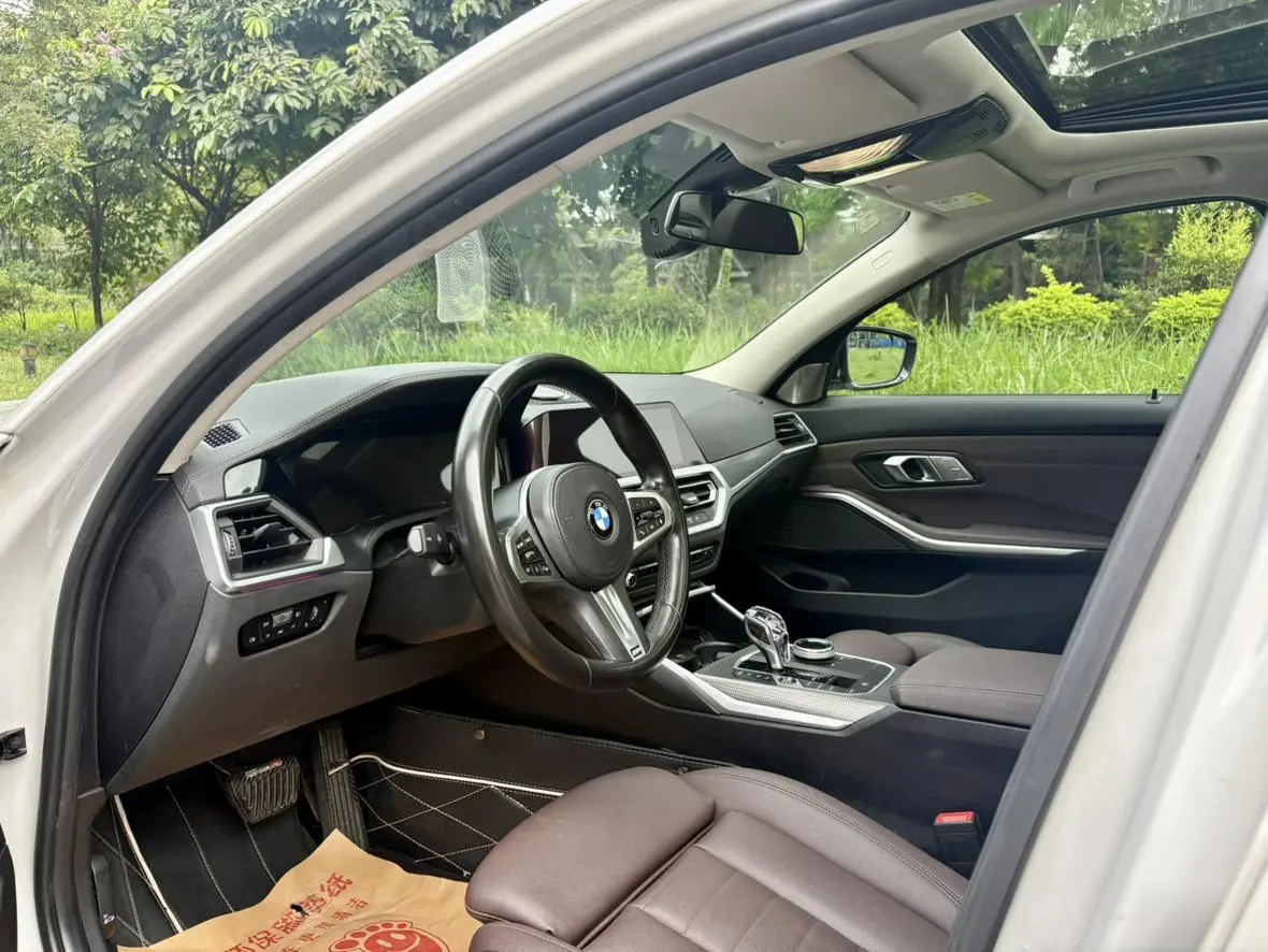 BMW 3 Series 2020 325Li M Sport Shadow Night Package