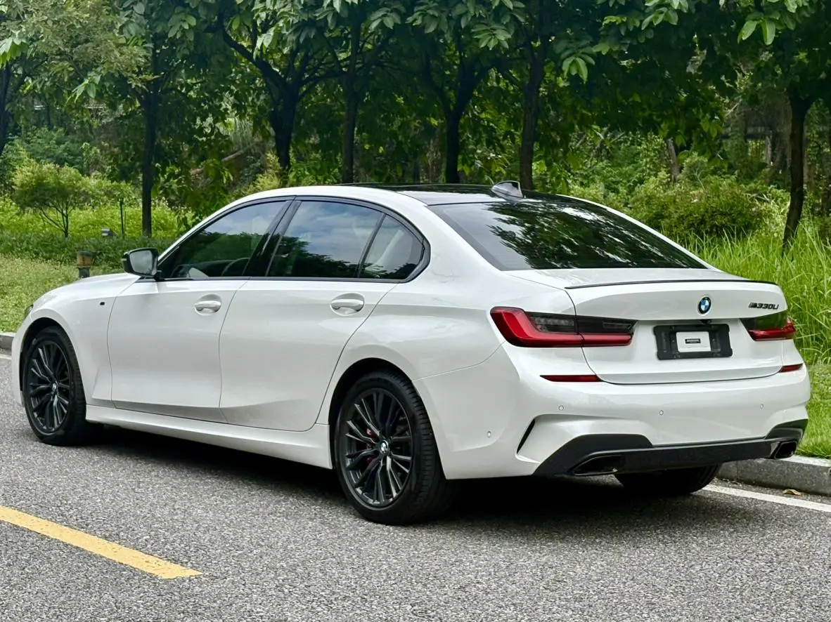 BMW 3 Series 2020 325Li M Sport Shadow Night Package