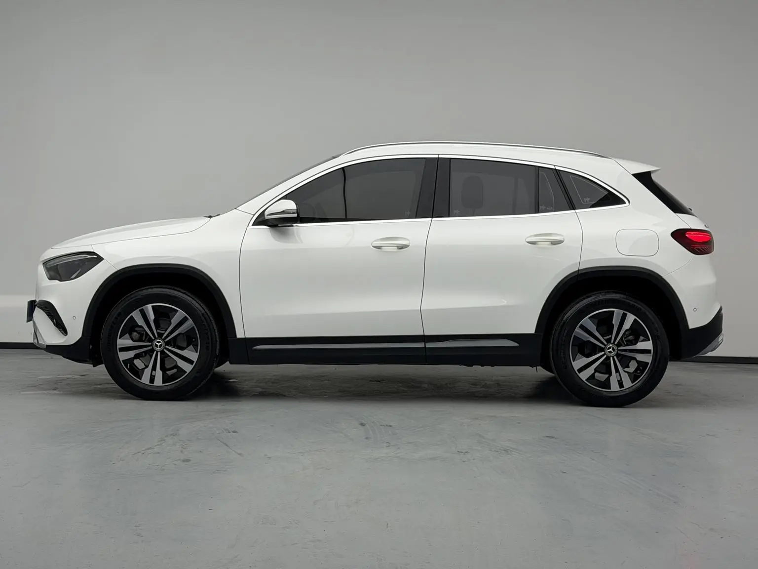 Mercedes-Benz GLA 2024 GLA 200