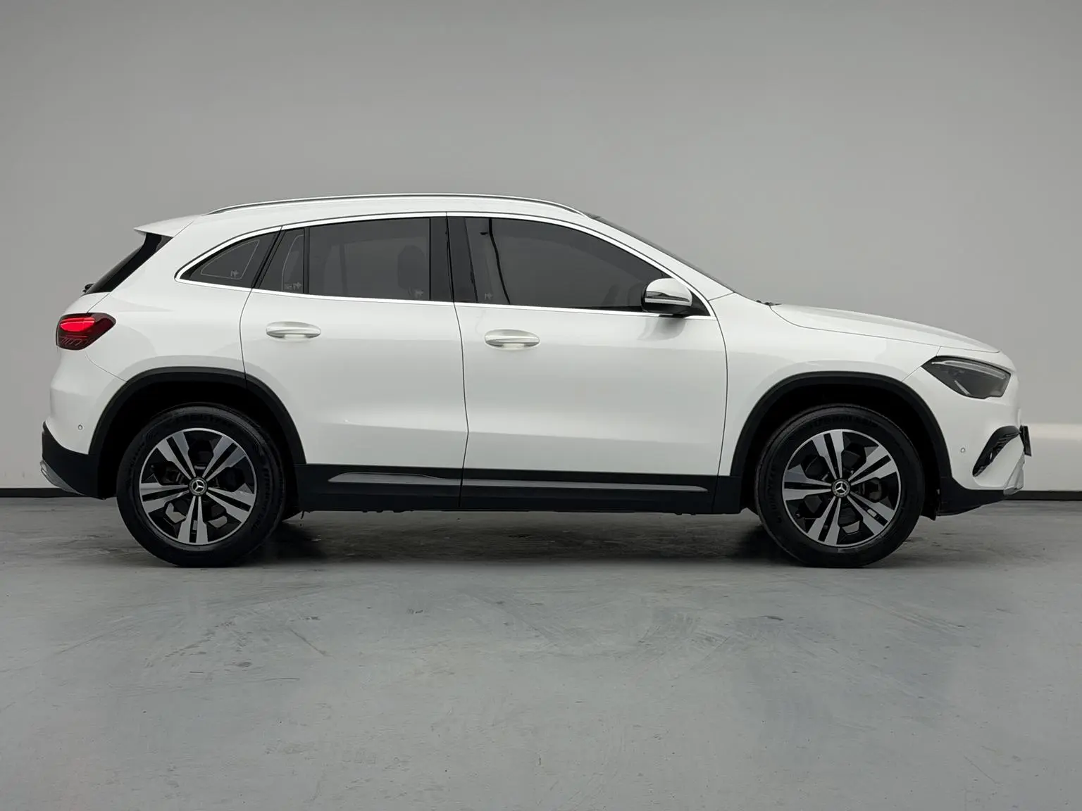 Mercedes-Benz GLA 2024 GLA 200