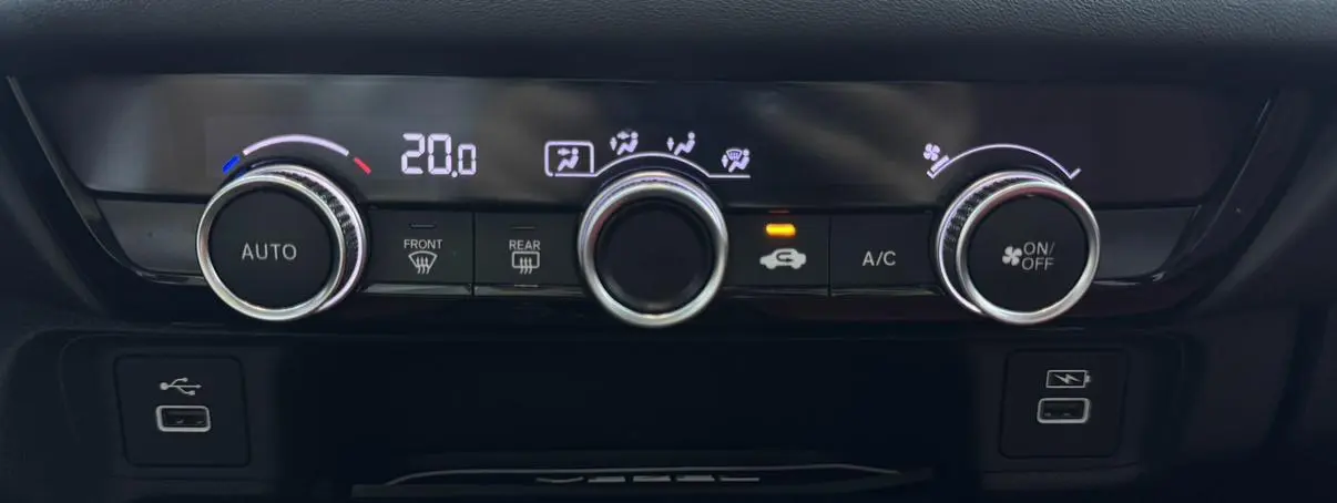 Honda Vezel 2023 1.5L CVT Pioneer