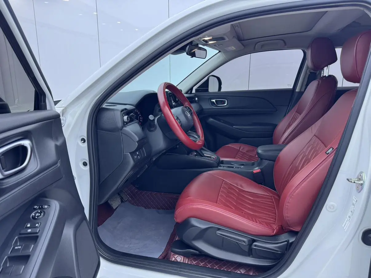 Honda Vezel 2023 1.5L CVT Pioneer