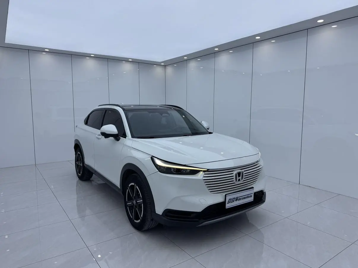 Honda Vezel 2023 1.5L CVT Pioneer