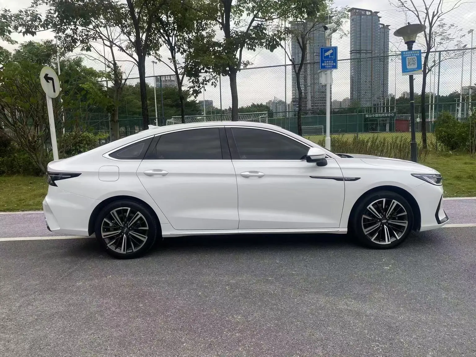 Chery Arrizo 8 2022 1.6TGDI DCT
