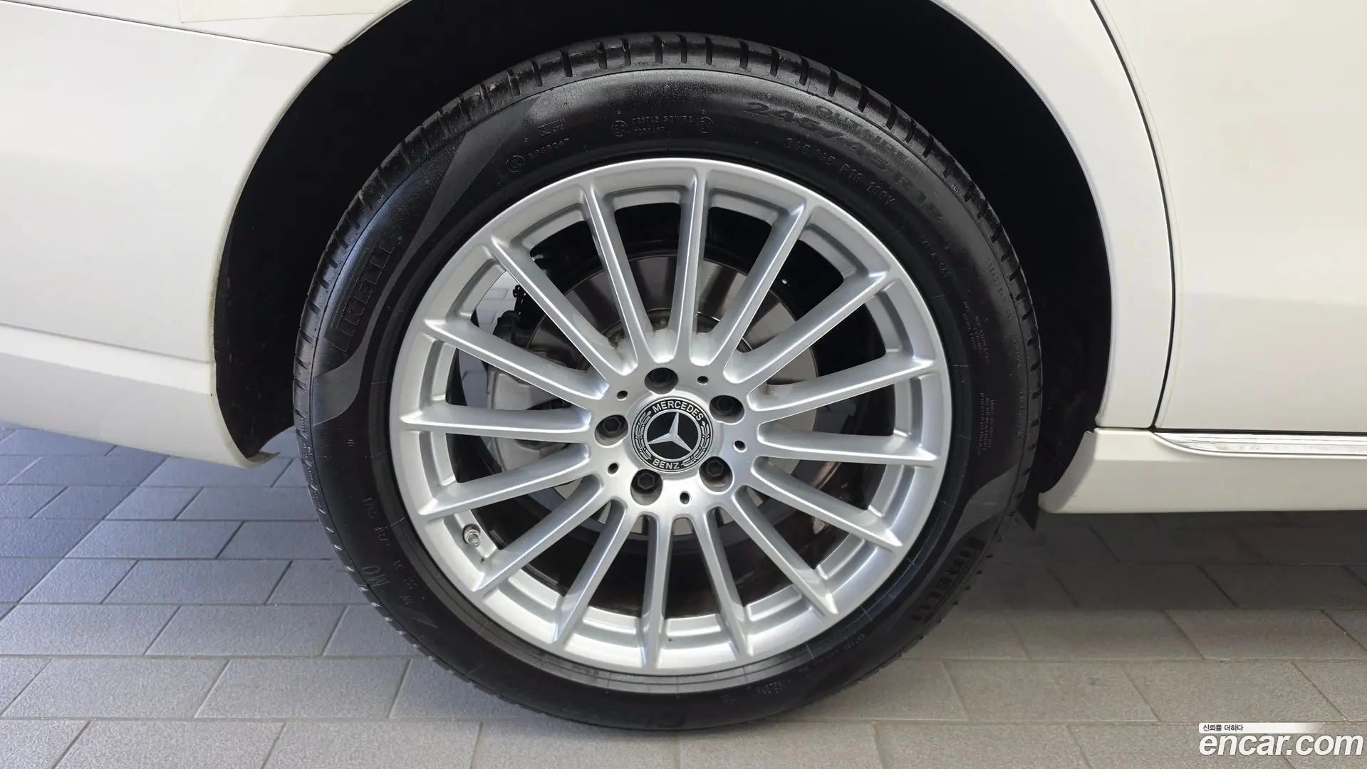 Mercedes-Benz E-Class E250 Exclusive