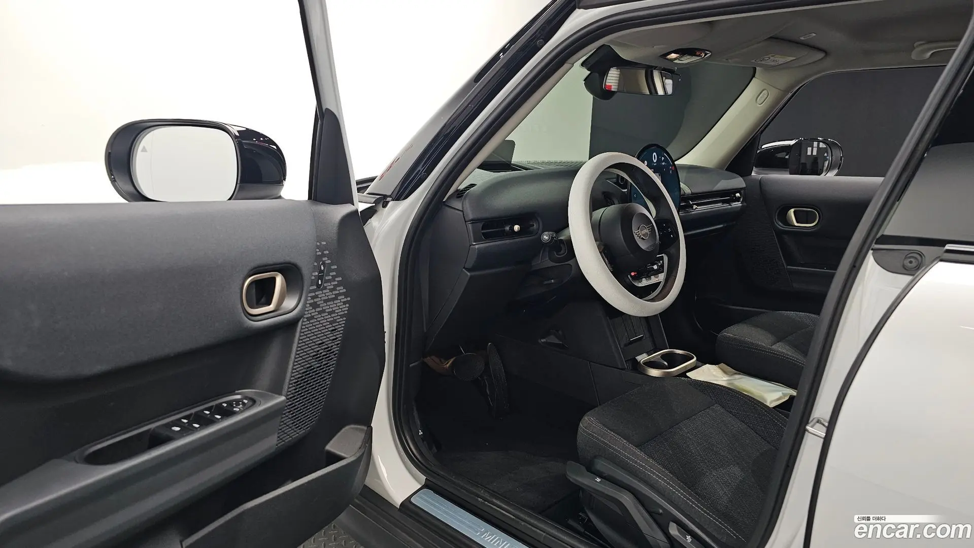 Mini Cooper 5Door Essential