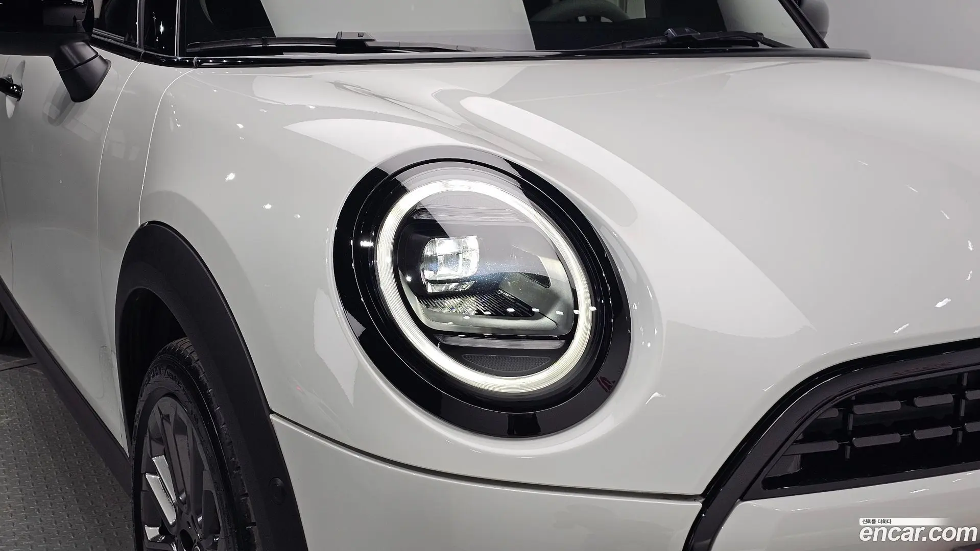 Mini Cooper 5Door Essential