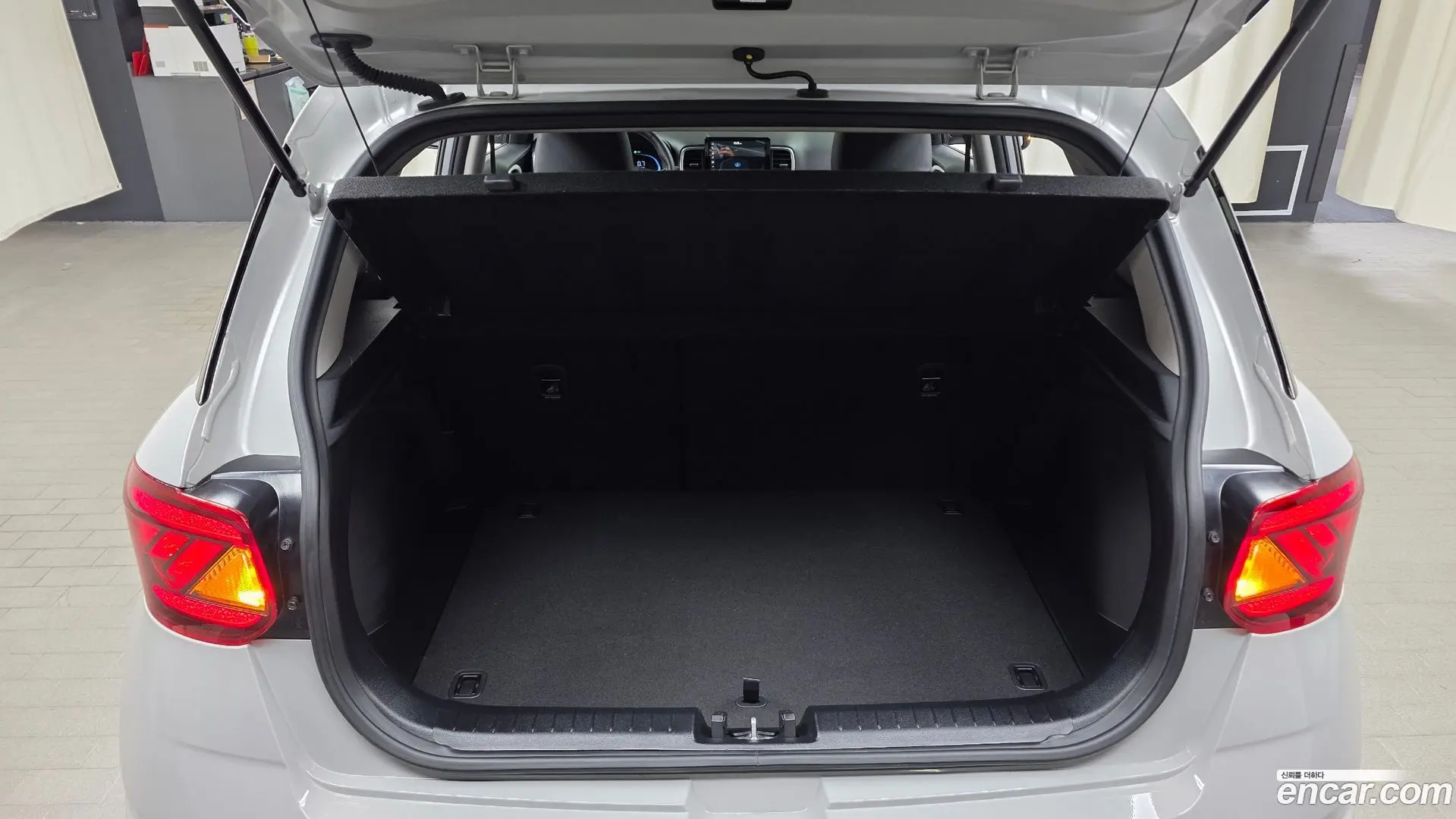 Hyundai Venue 1,6 Premium 2022