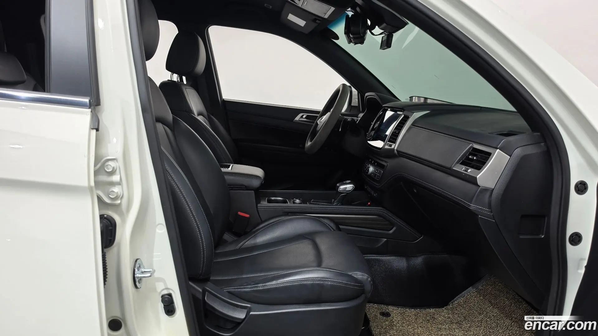 KG Mobility Rexton Diesel 2.2 4WD 2017