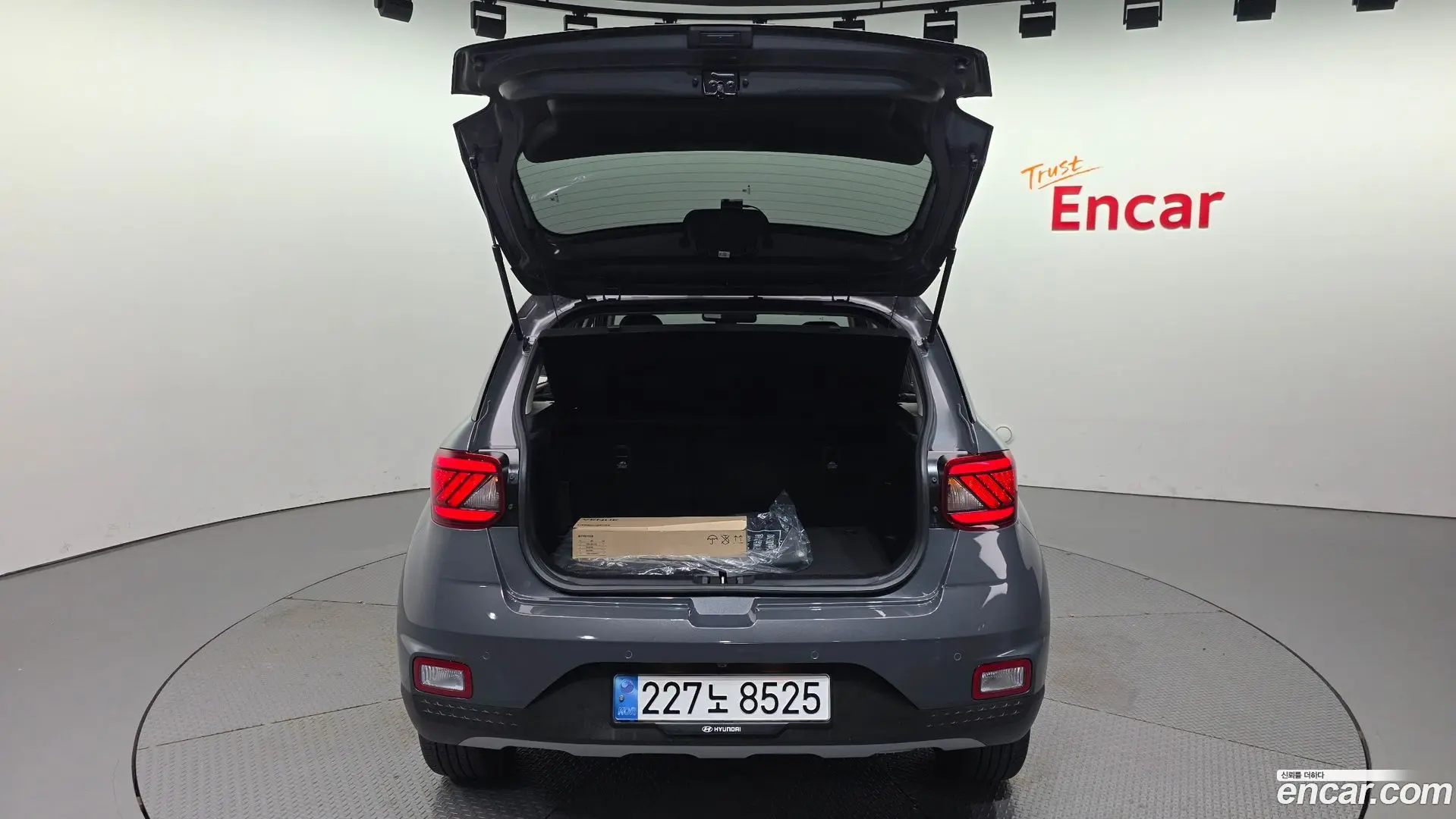 Hyundai Venue 1,6 Premium 2022