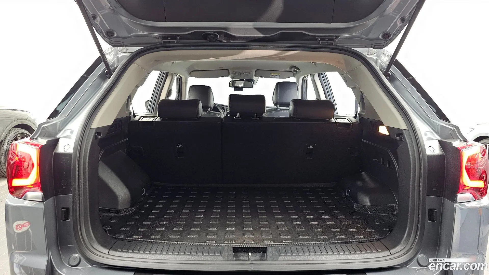 KG Mobility KORANDO Gasoline 1.5 2WD C7