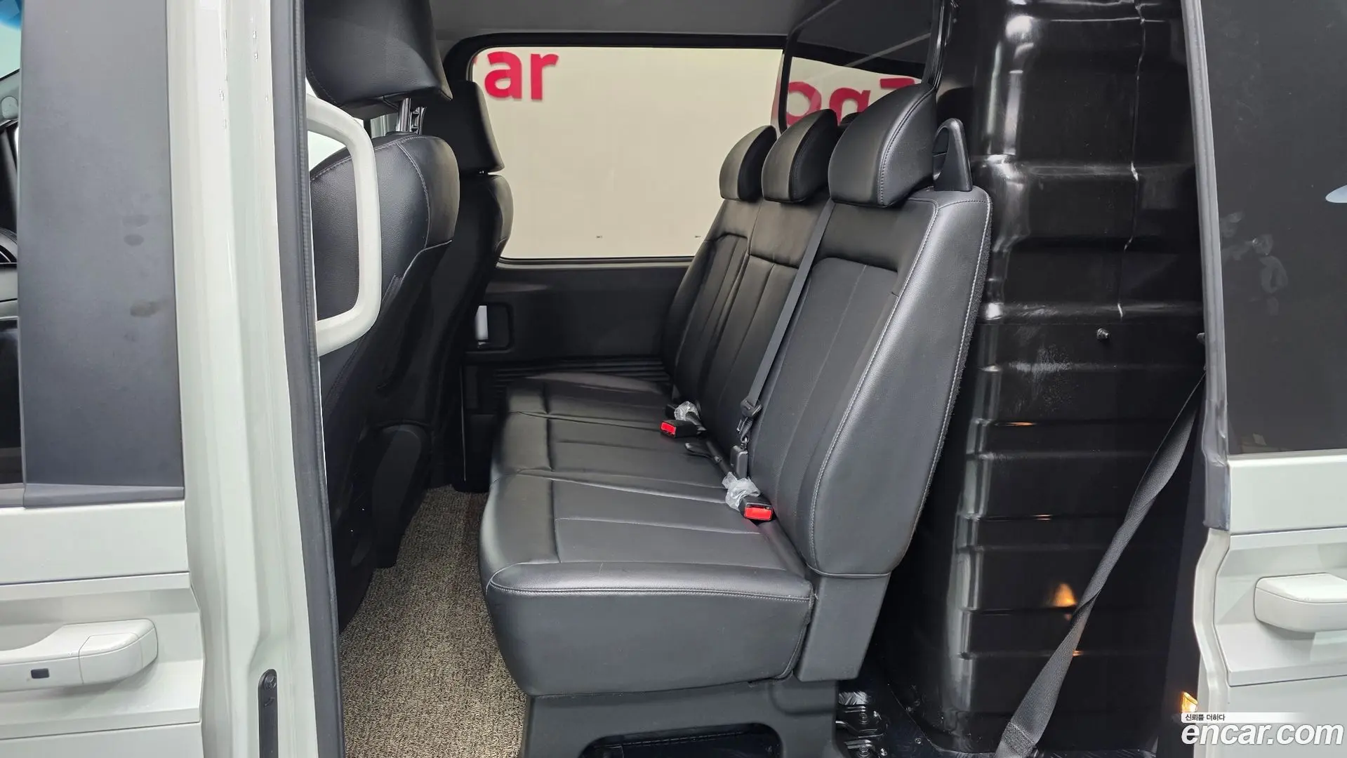 Hyundai Staria Cargo 5-Seater 2022