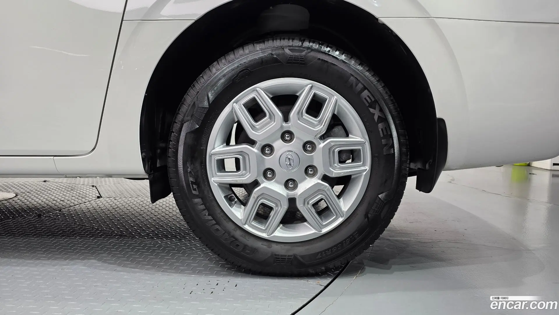 Hyundai Staria Cargo 5-Seater 2022