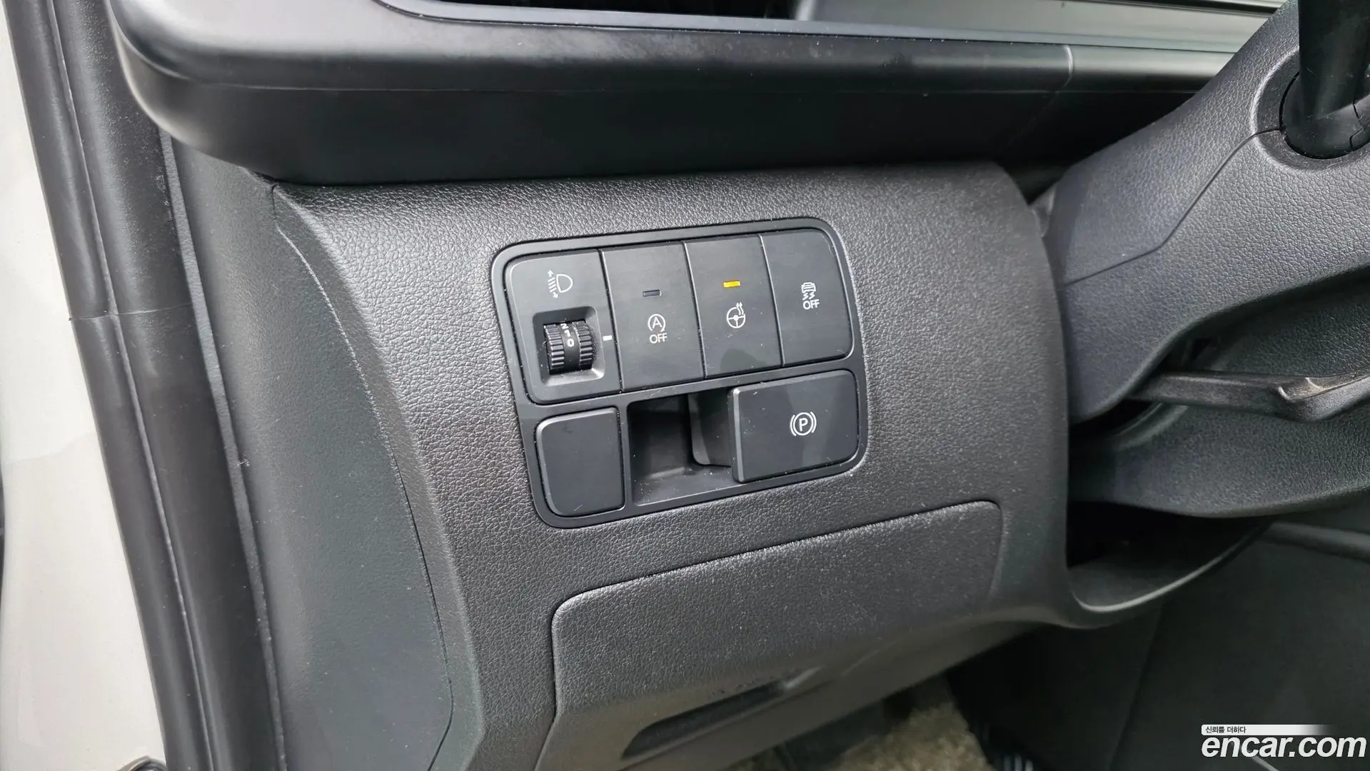 Hyundai Staria Cargo 5-Seater 2022