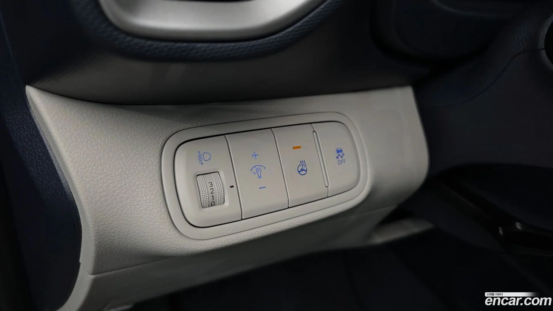 Hyundai Venue 1,6 Premium 2022