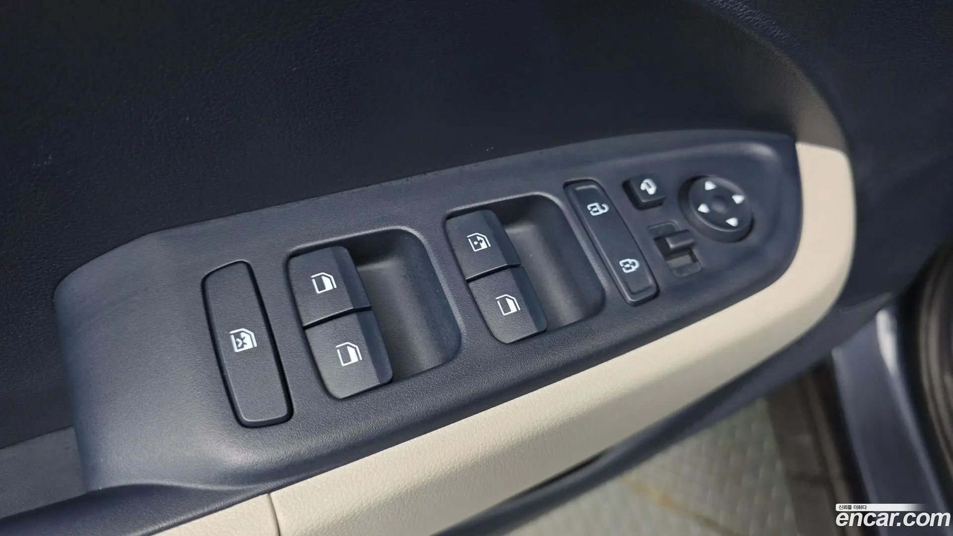Hyundai Venue 1,6 Premium 2022