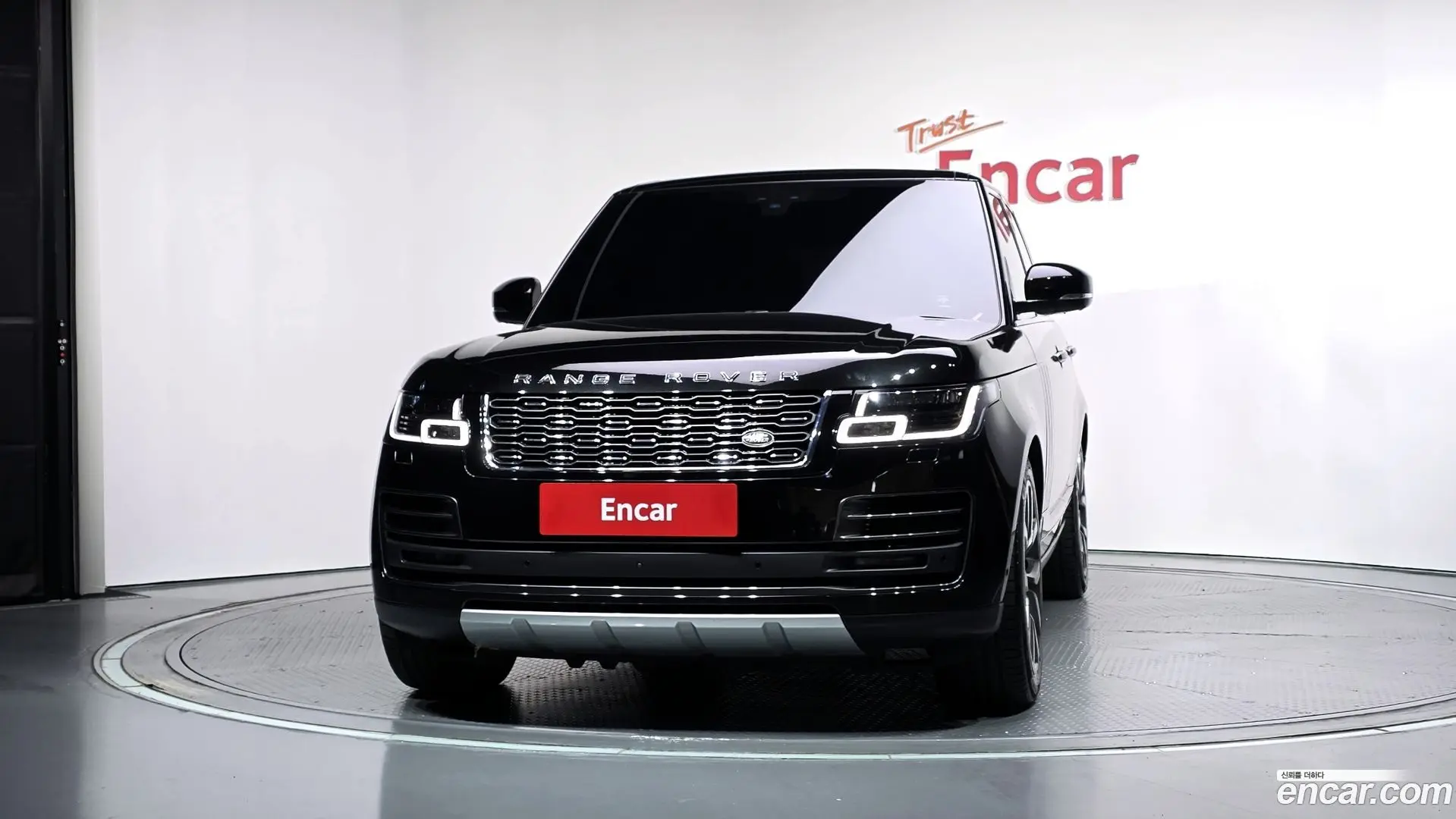 Land Rover Range Rover 5.0 SC SV AB Dynamic SWB