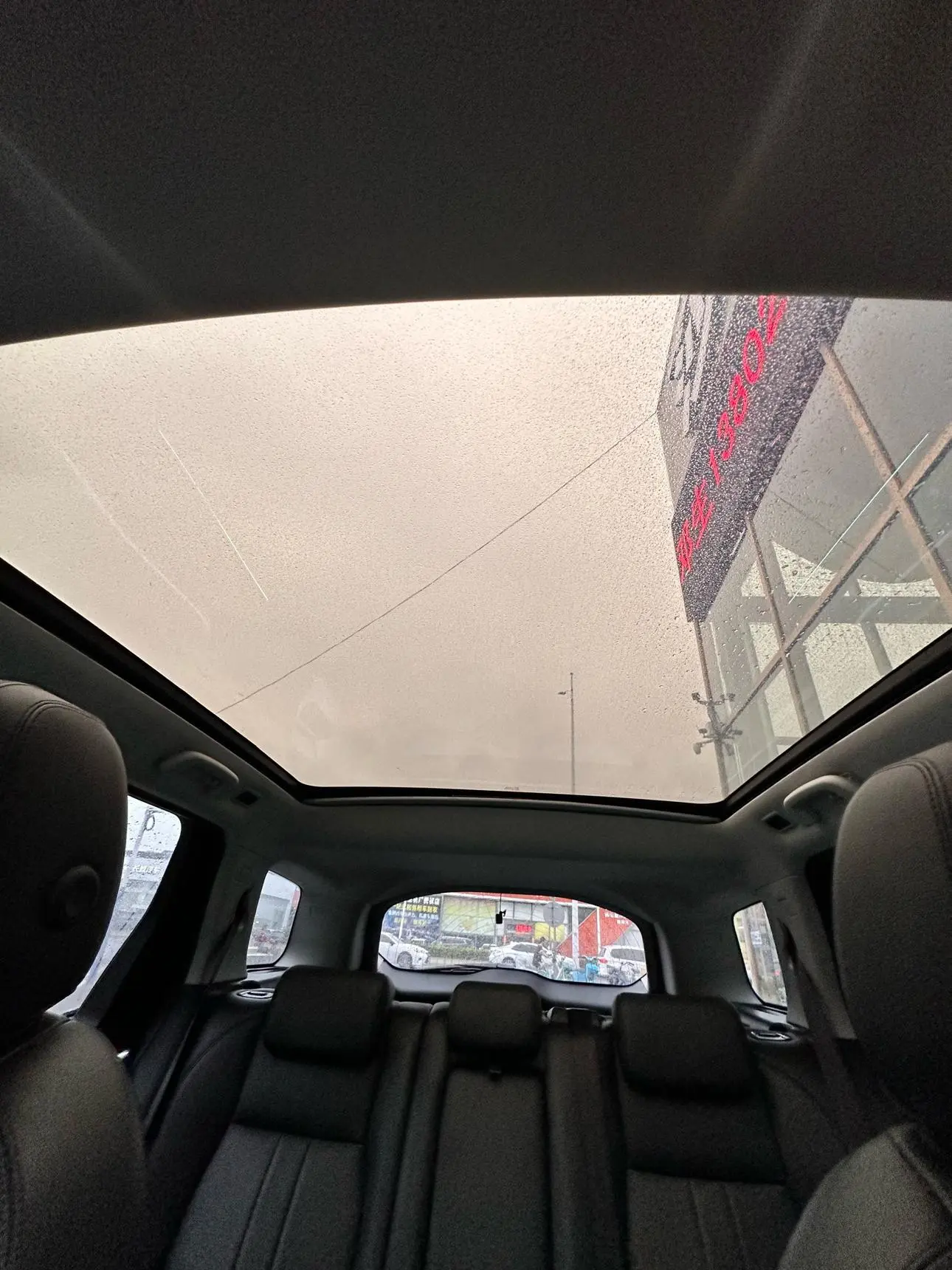Land Rover Discovery Sport 2019 240PS SE China VI