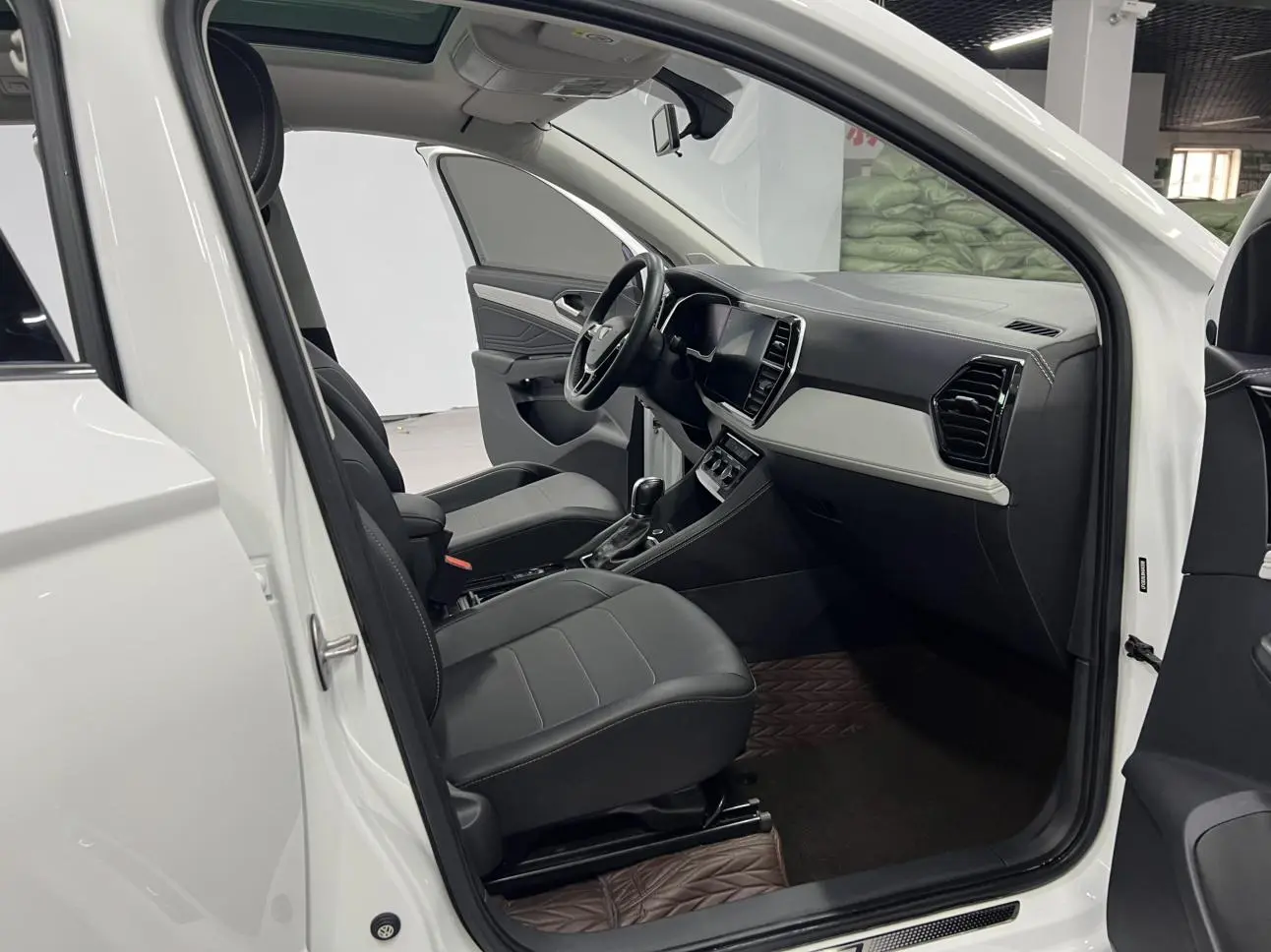 Jetta VS7 2022 1.4T Auto Comfort Plus Pro