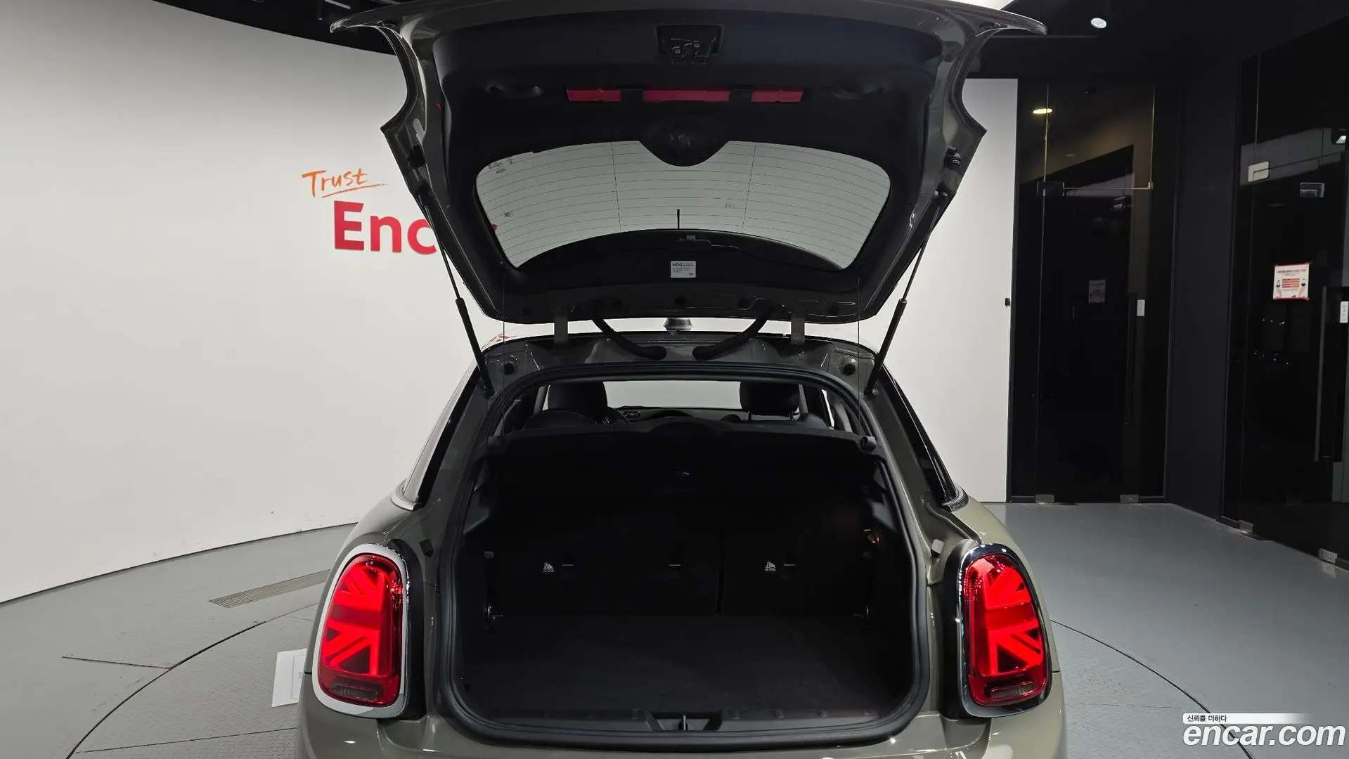 Mini Cooper 5Door Standard