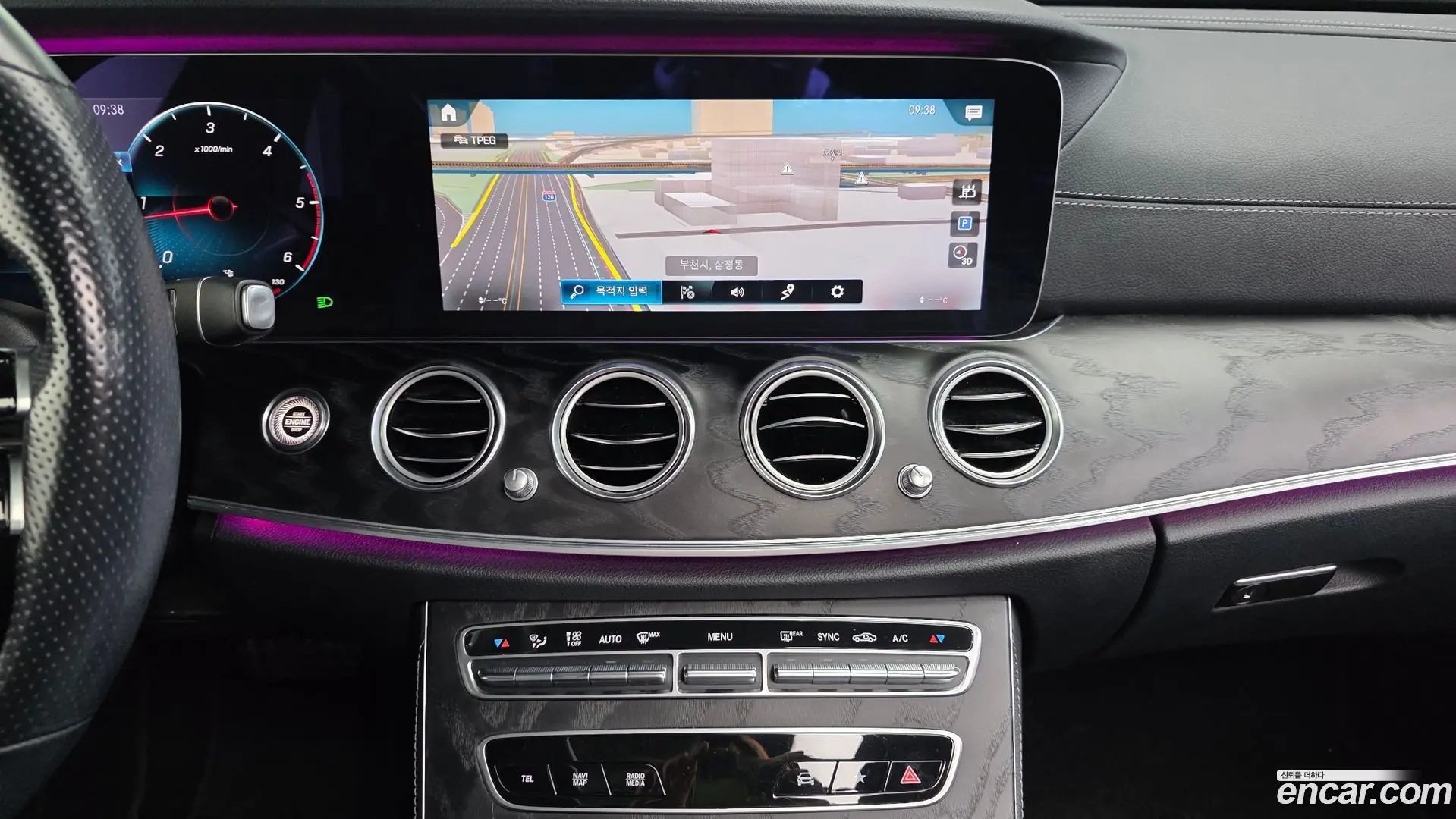Mercedes-Benz E-Class E220d 4MATIC AMG Line