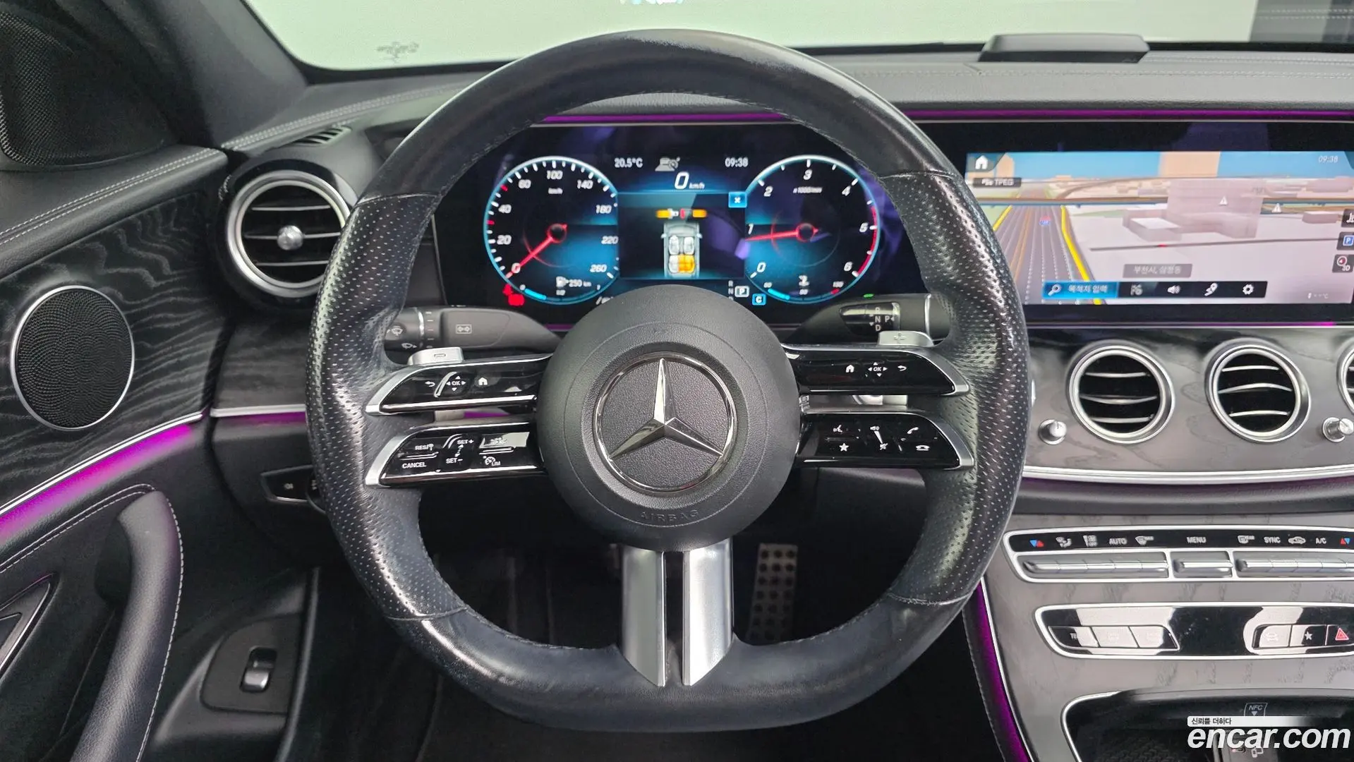 Mercedes-Benz E-Class E220d 4MATIC AMG Line