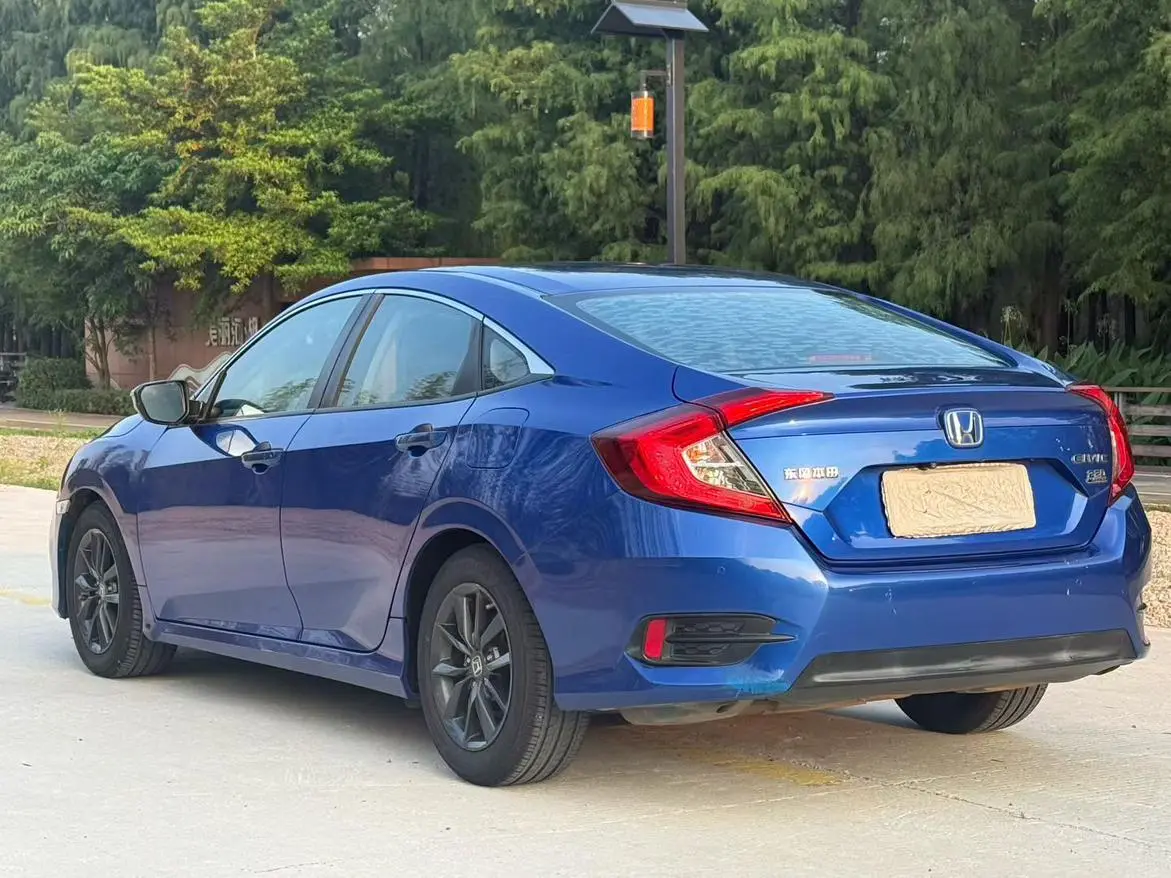 Honda Civic 2019 220TURBO CVT Dynamic Dynamic China VI