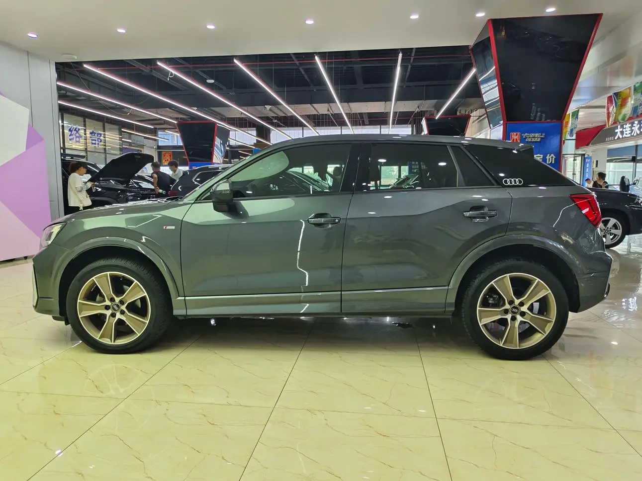 Audi Q2L 2022 35 TFSI Dynamic Fashion