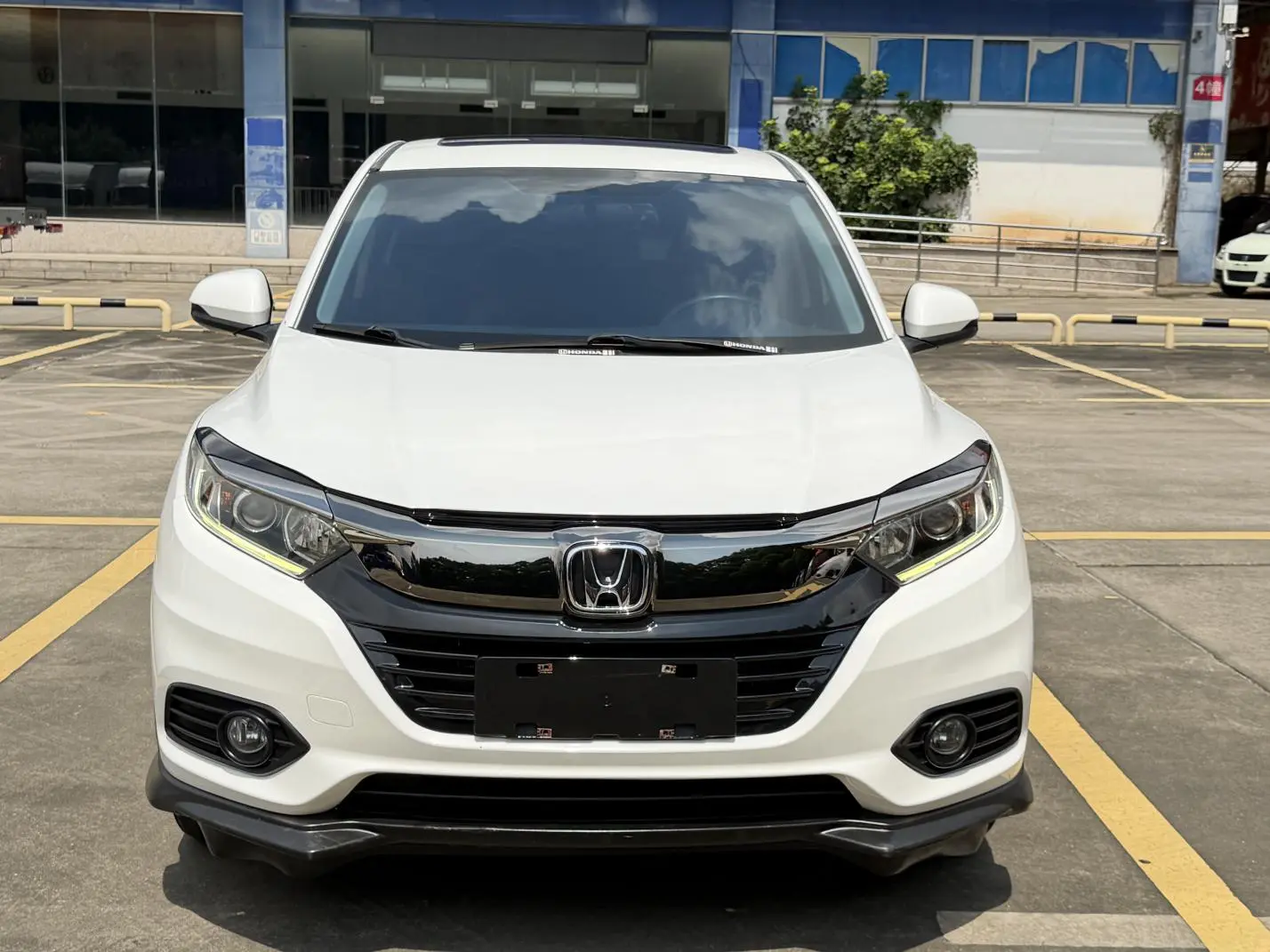 Honda Vezel 2020 1.5L CVT Pioneer