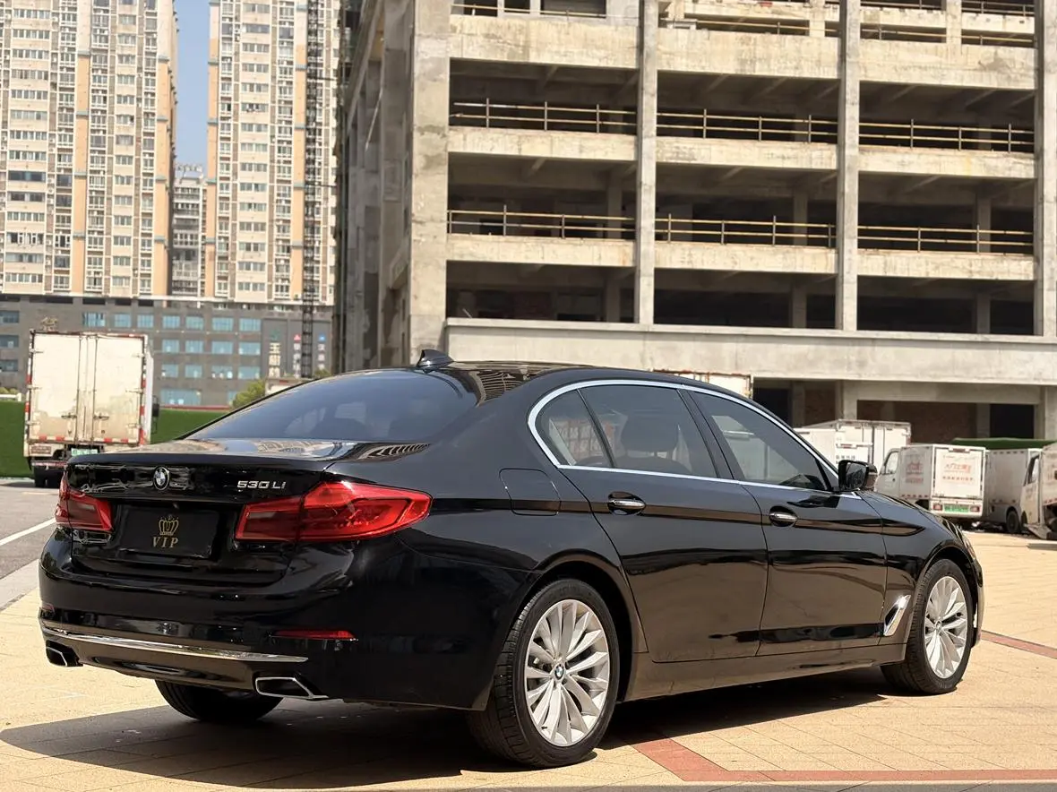 BMW 5 Series 2018 Facelift 530Li Leading Luxury Package