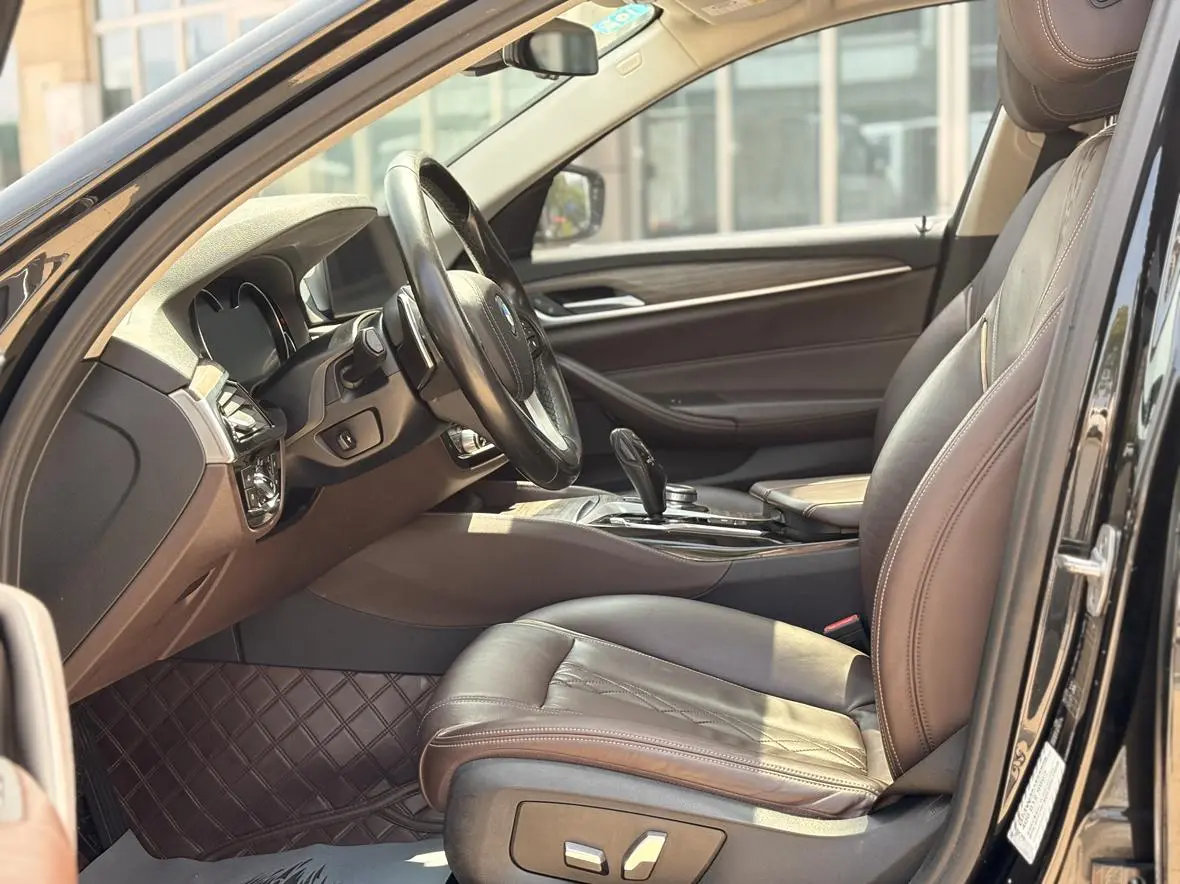 BMW 5 Series 2018 Facelift 530Li Leading Luxury Package