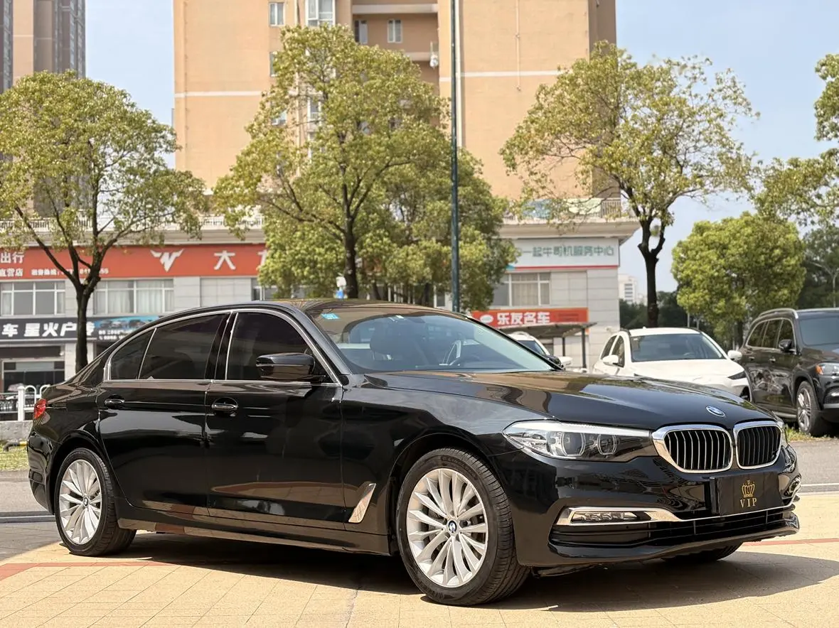 BMW 5 Series 2018 Facelift 530Li Leading Luxury Package