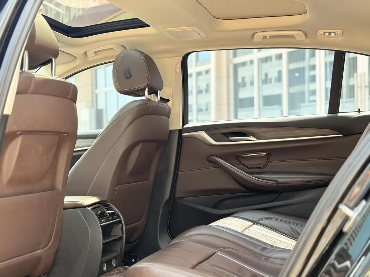 BMW 5 Series 2018 Facelift 530Li Leading Luxury Package
