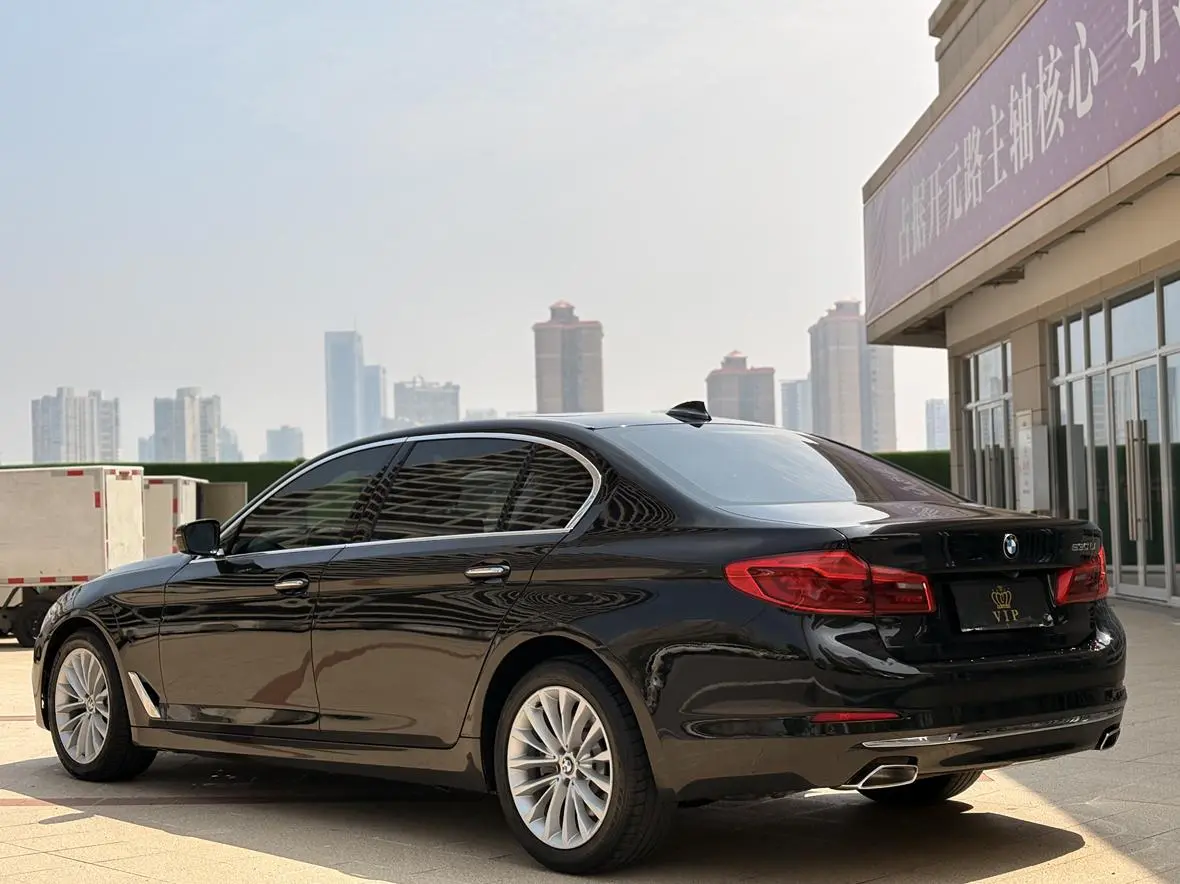 BMW 5 Series 2018 Facelift 530Li Leading Luxury Package