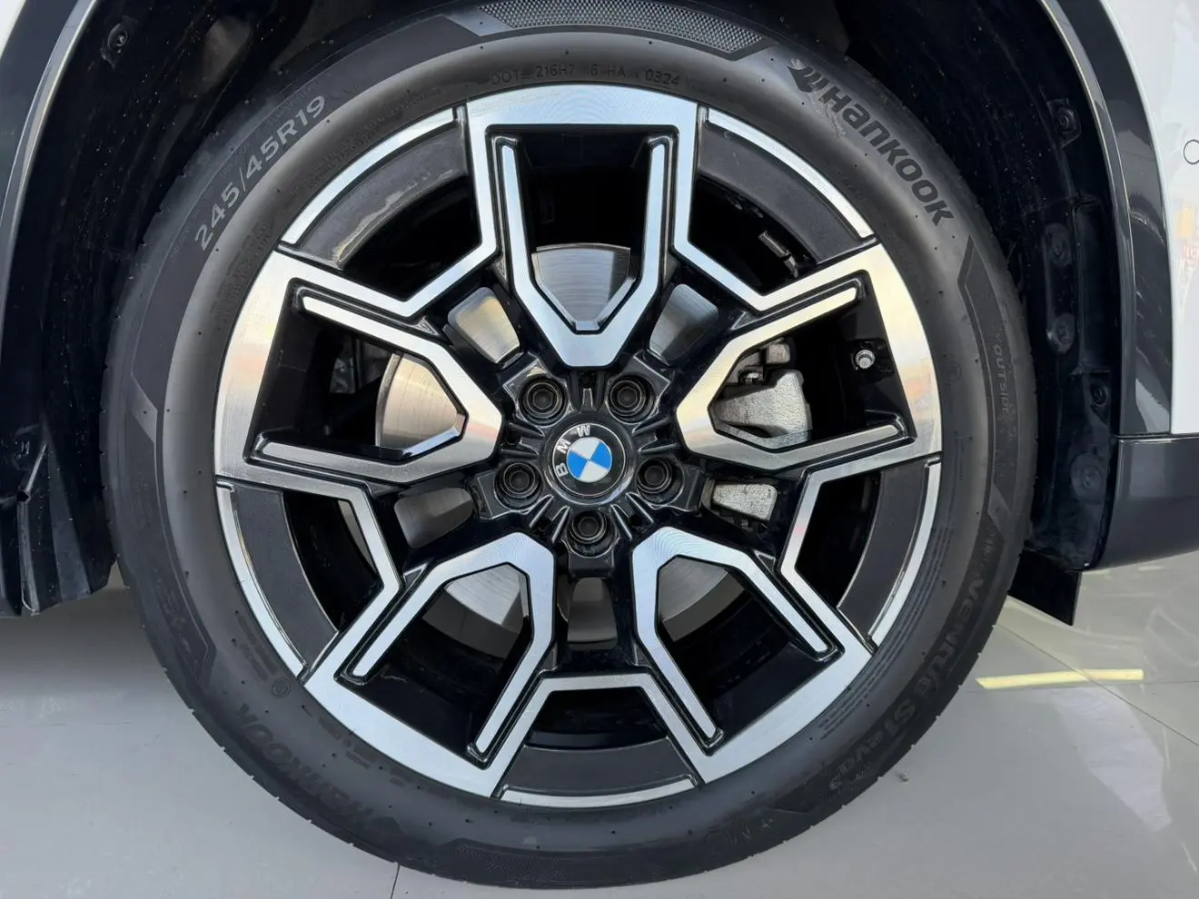 BMW X1 2023 xDrive25Li X Design Package