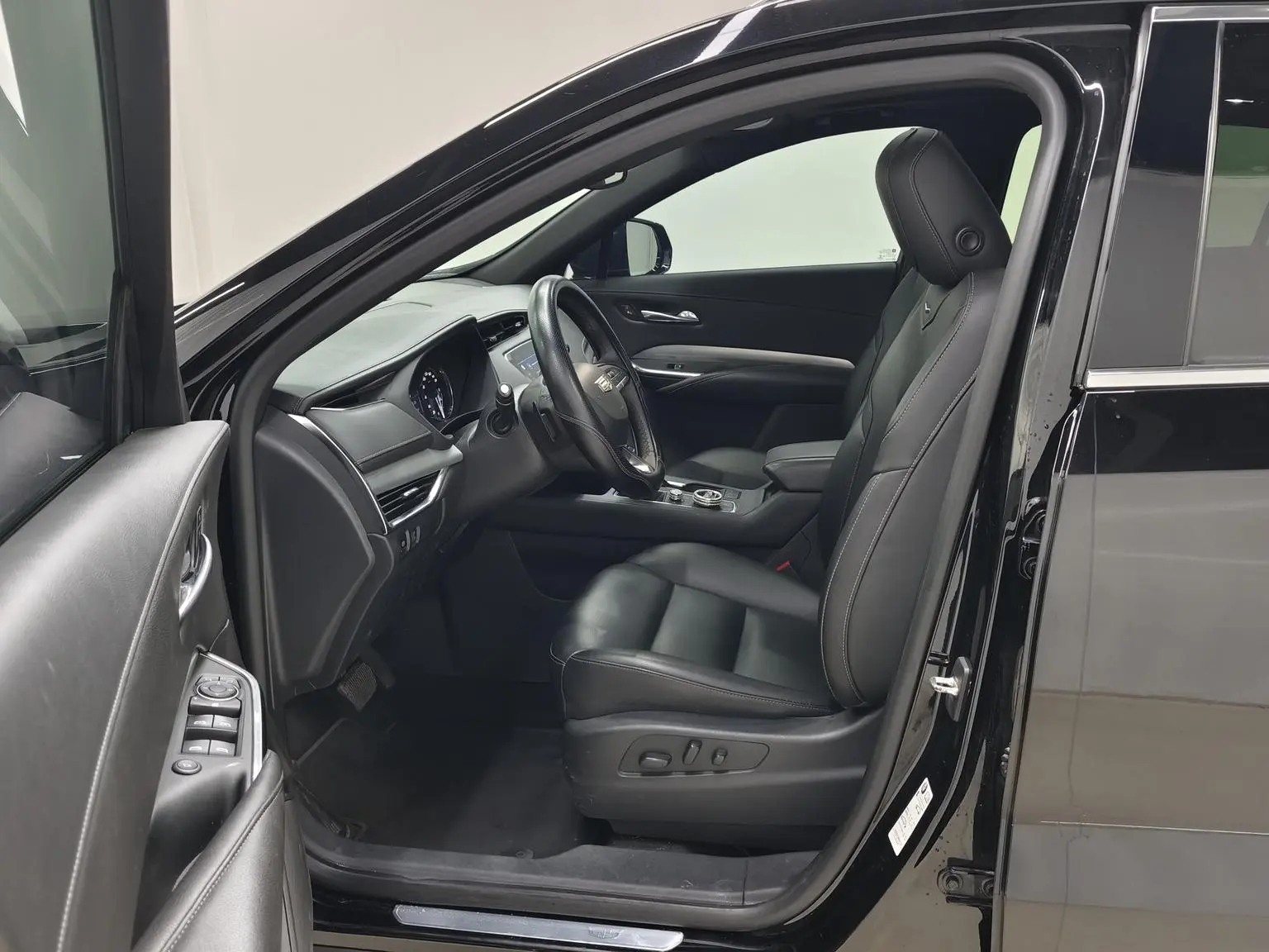 Cadillac XT4 2021 28T 2WD Luxury