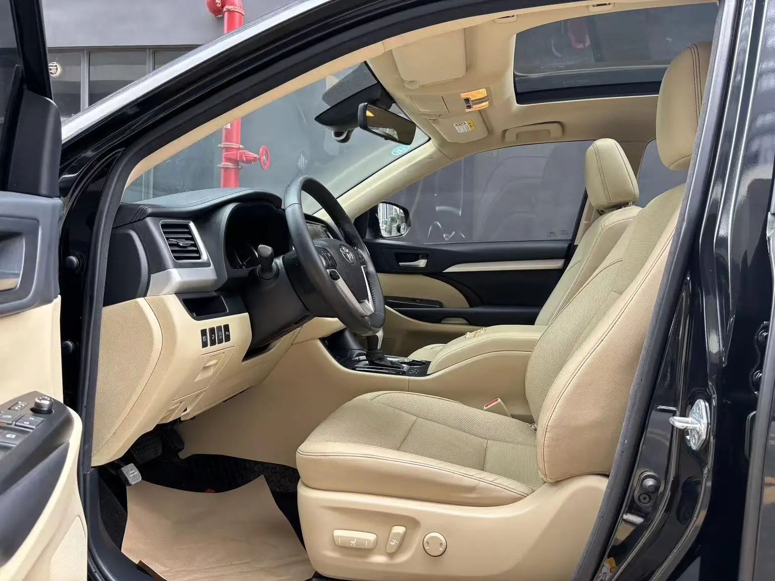 Toyota Highlander 2018 2.0T 4WD Luxury 7 seat China VI