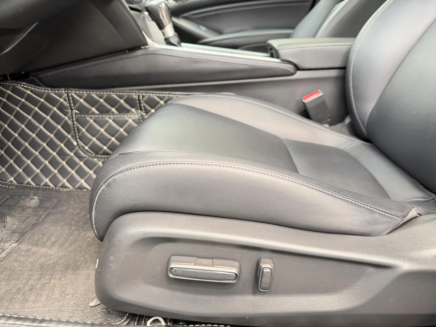 Honda Accord 2018 260TURBO Luxury China V