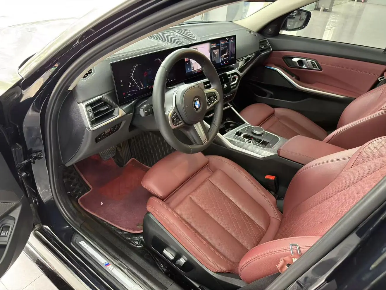 BMW 3 Series 2023 325Li M Sport Shadow Night Package